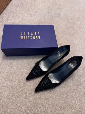 Stuart Weitzman Black Pointed Toe Bow-Accent Pumps - Size:8